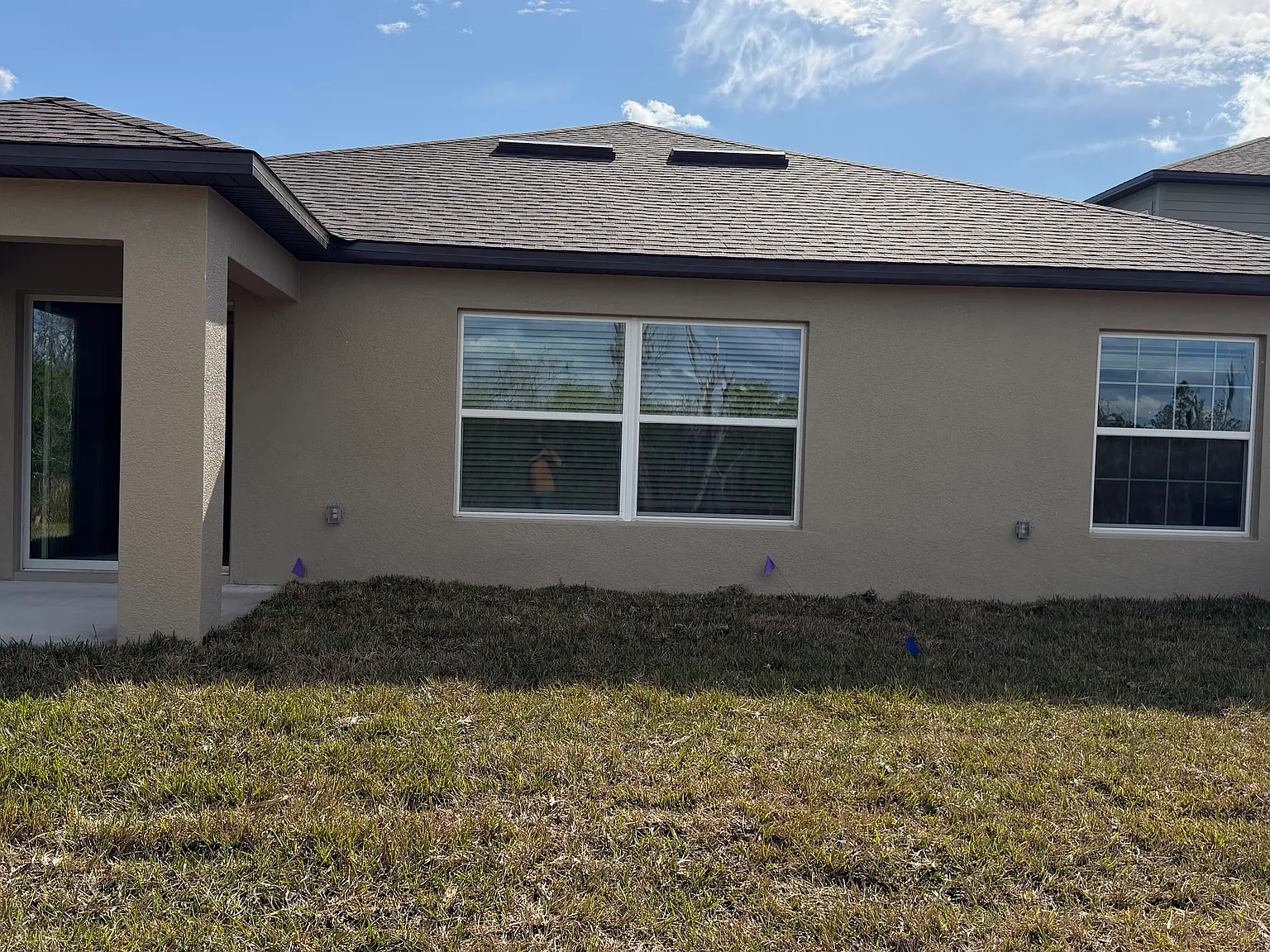 4 bed, 1936 sqft, $2,449 — Photo 3