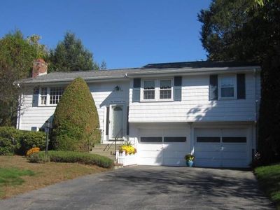 5 Breezewood Ln, Walpole, MA, 02081