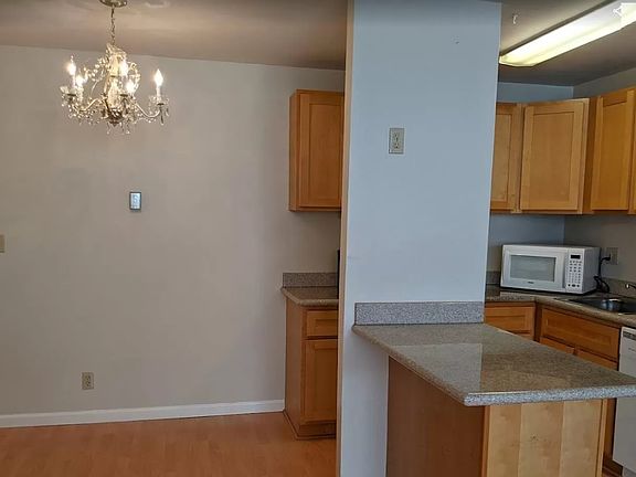 4th image of 2655 Edison St APT 201