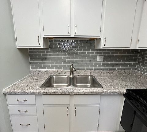 3rd image of 750-756 Del Rea Ct