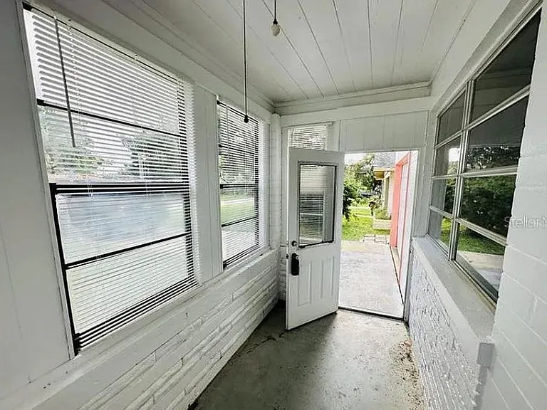 319 Golf Blvd — Photo 9