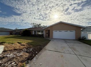5037 Dover St NE, Saint Petersburg, FL 33703