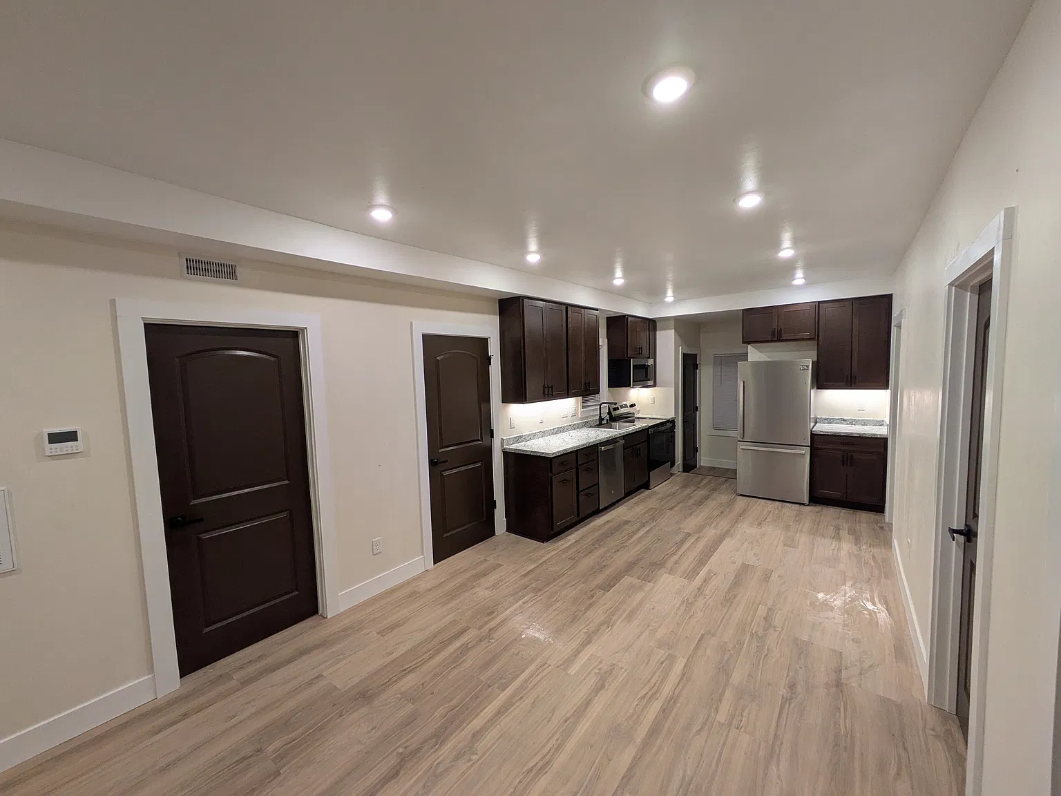 205 Klein St — Photo 3