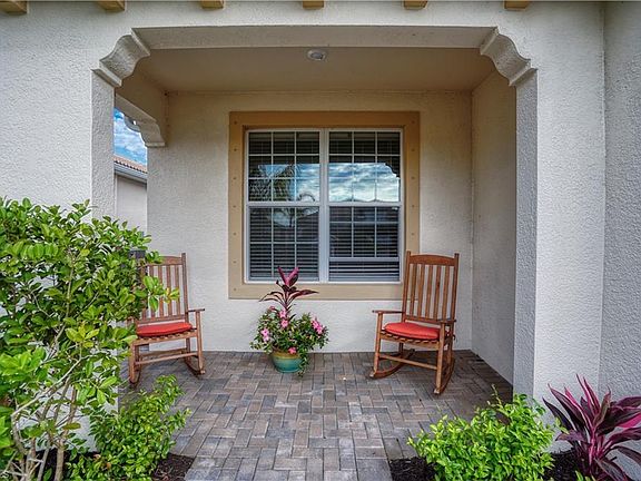 3rd image of 10510 Prato Dr