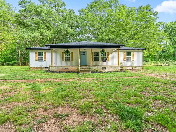 814 Siloam Church Rd, Greenwood, SC 29646