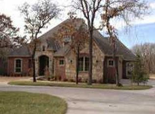 1985 W Windbreak Cir, Edmond, OK 73003