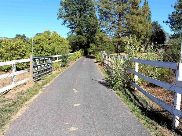 19157 Hess Ave, Sonora, CA 95370