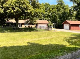 16875 Tanglewild Dr, Morrison, IL 61270