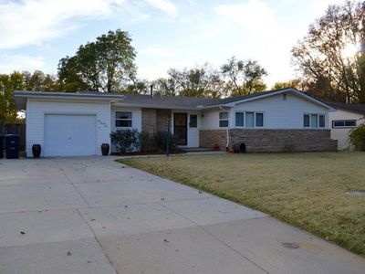 425 Random Rd, El Dorado, KS, 67042