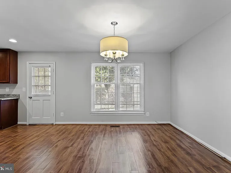19202 Dunbridge Way — Photo 11