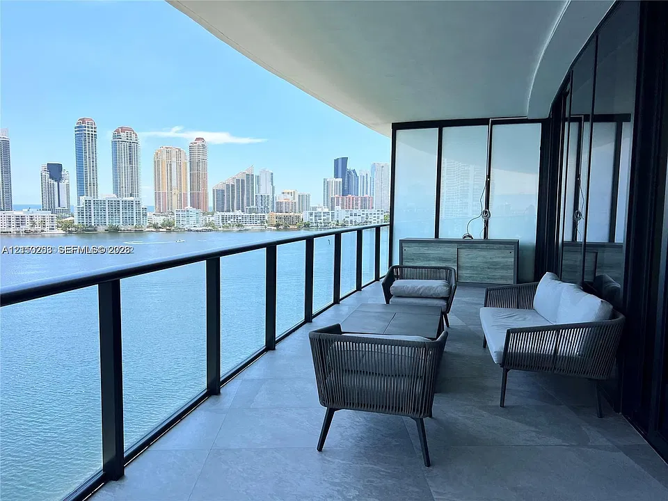 5500 Island Estates Dr #904