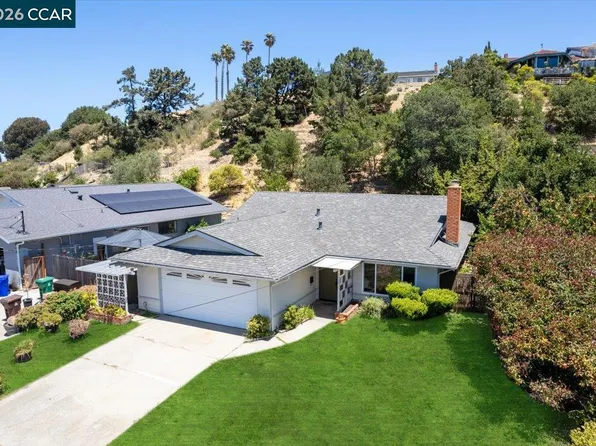 1566 Mann Dr, Pinole, CA 94564