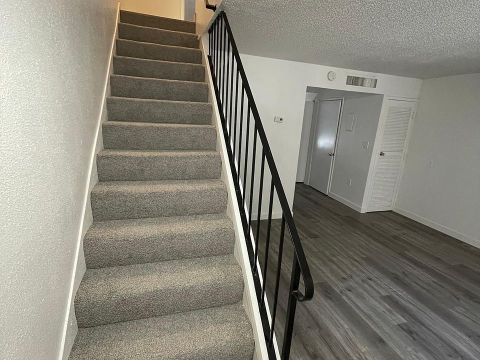 2nd image of 404 U St #E