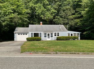 1465 North Rd, Groton, CT 06340