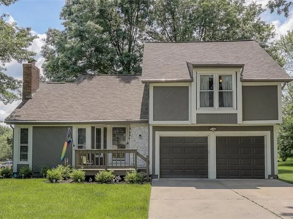 3503 NE Kingwood Ct, Lees Summit, MO 64064
