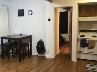 960 NE C St APT 3, Pullman, WA 99163