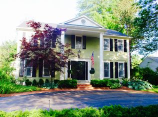 680 Fairfax St, Birmingham, MI 48009