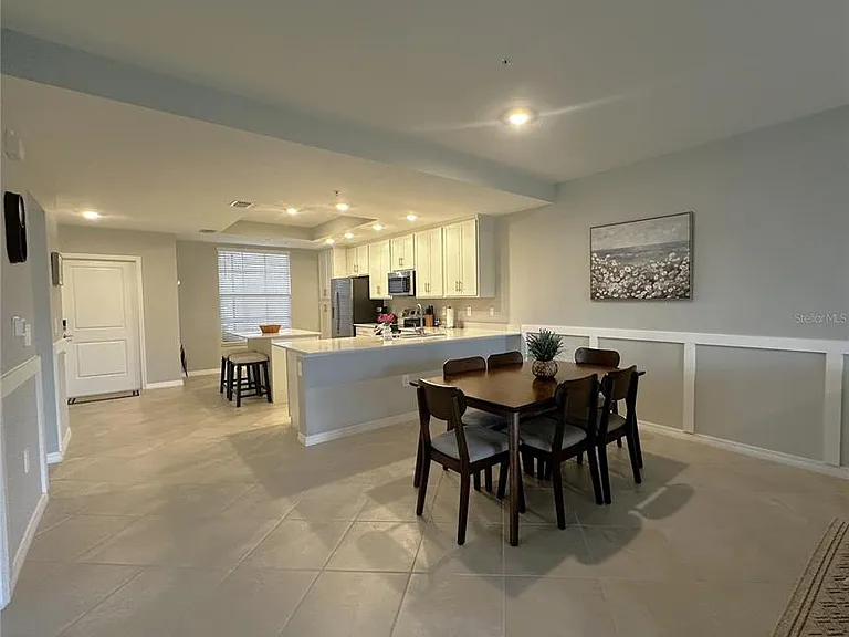 14221 Heritage Landing Blvd #2018 — Photo 9