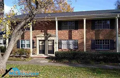 1002 Willow Dr #25