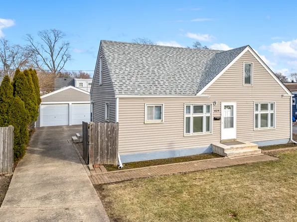 829 N Harold Ave, Melrose Park, IL 60164