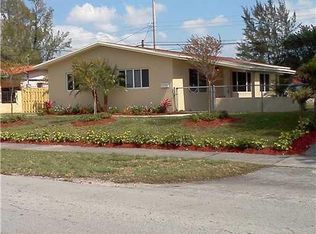 1735 SW 70th Ave, Miami, FL 33155