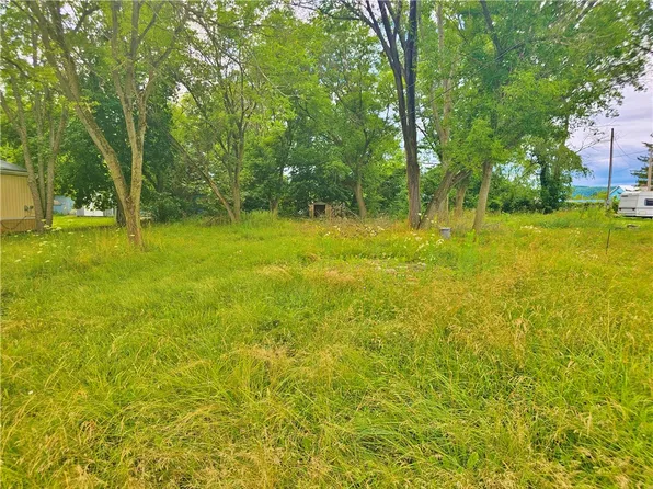 6521 Erie Ave, Bath, NY 14810