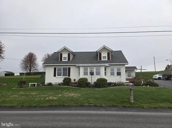 3717 Ridge Rd, Gordonville, PA 17529