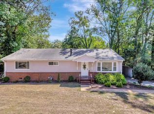 2440 Hamill Rd, Hixson, TN 37343