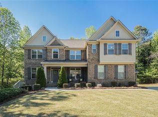 1051 Meadow Grass Ln, Powder Springs, GA 30127