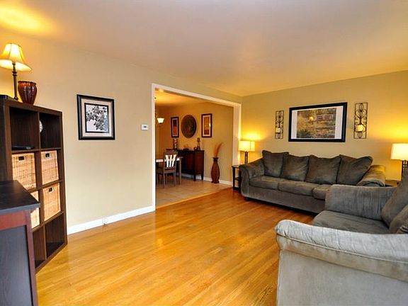 5th image of 547 Nordeen Dr