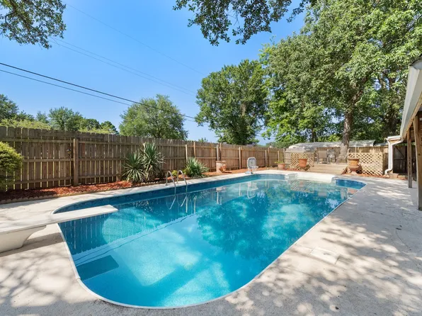 1399 Vz County Road 1803, Grand Saline, TX 75140
