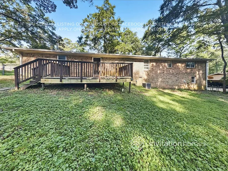 624 Princess Cir — Photo 21