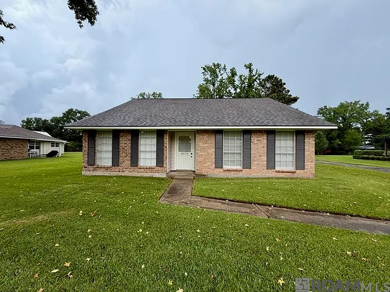 40174 Alise Ave — Photo 1