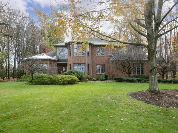 1909 Pearce Cir, Salem, OH 44460