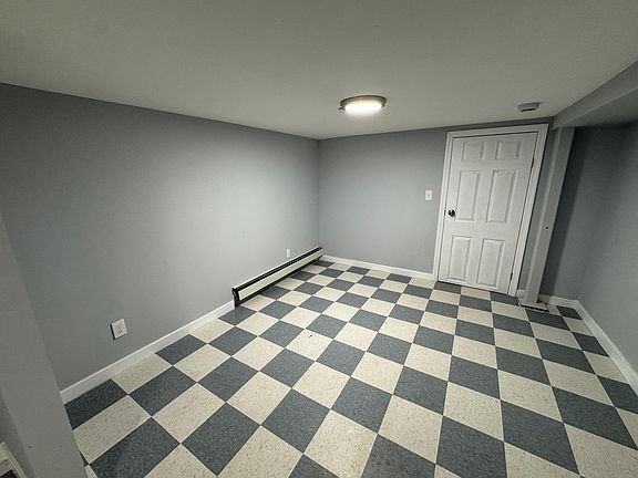 4th image of 8 Saint Pauls Ave #G1