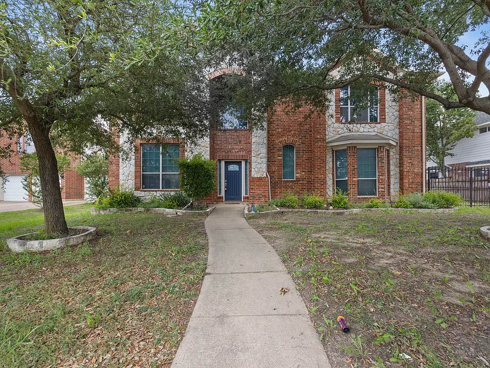 5544 Clay Ct