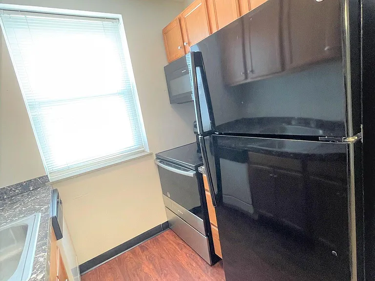 5712 Phillips Ave #B8 — Photo 30