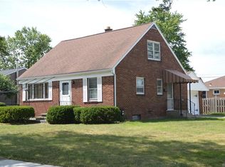 40 Lucid Dr, Cheektowaga, NY 14225