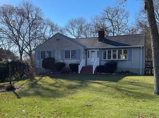 6 Millwheel Ln, Pocasset, MA 02559