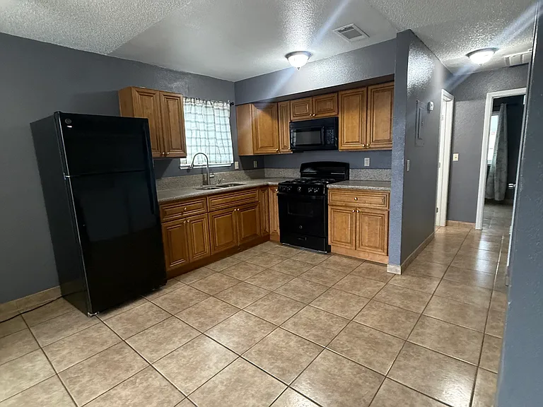 6924 Issac Ave #2 — Photo 10