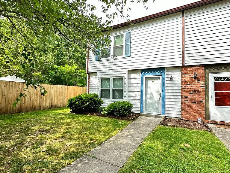2105 London Company Way — Photo 1