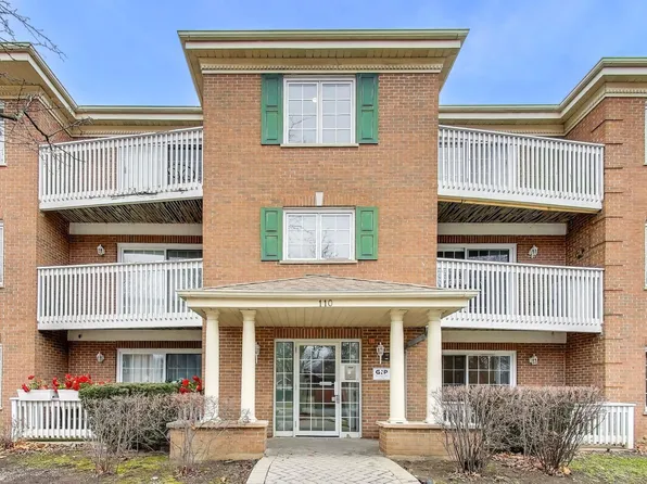 110 Day St APT 101, Bloomingdale, IL 60108