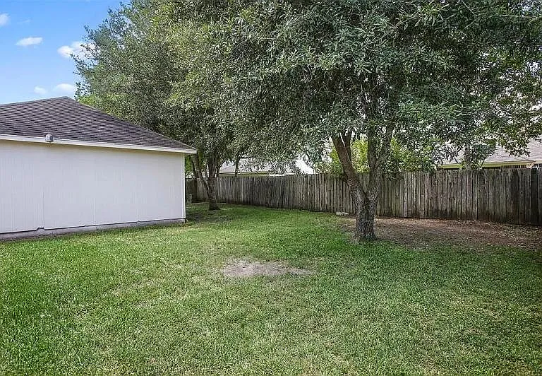 2718 Atlas Dr — Photo 27