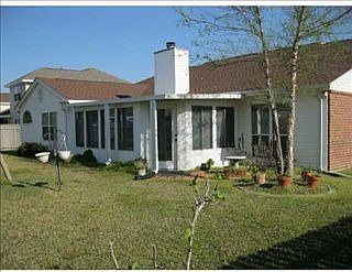 1st image of 1931 Wyndemere Dr