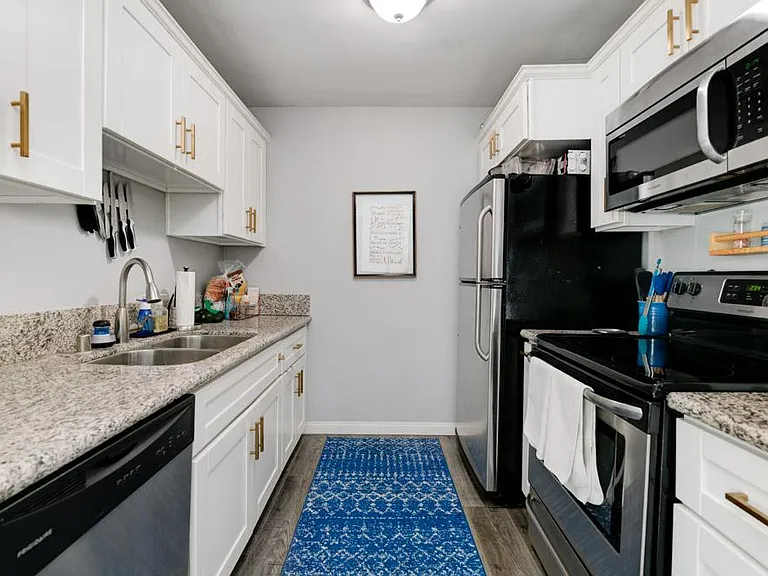 4503 Hamilton St #8 — Photo 12