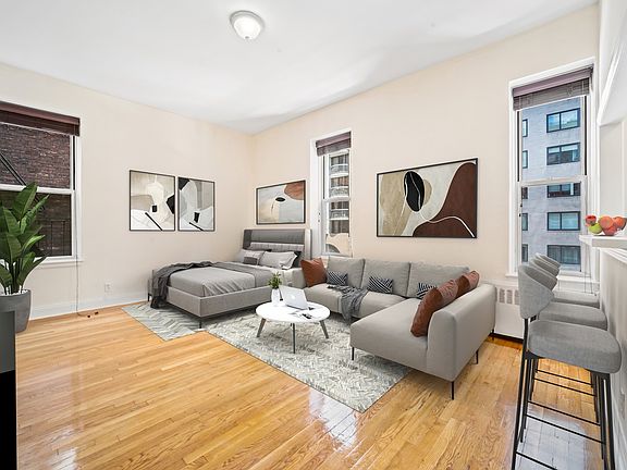 2nd image of 133 E 84th St APT 4D