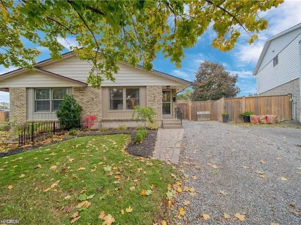 6 Bardadyn Ct, Saint Catharines, ON L2N 6R2