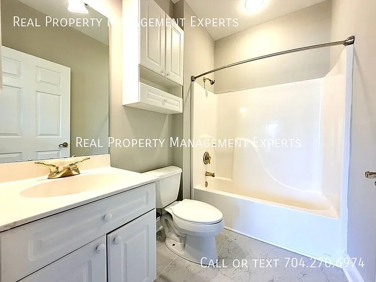 8969 Meadow Vista Rd — Photo 11