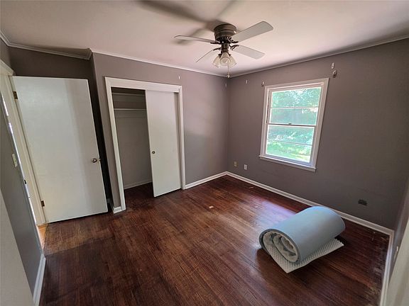 4th image of 6926 E 6th St