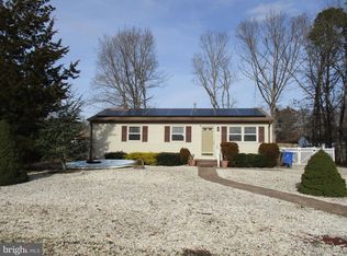 1152 Fathom Ave, Manahawkin, NJ 08050